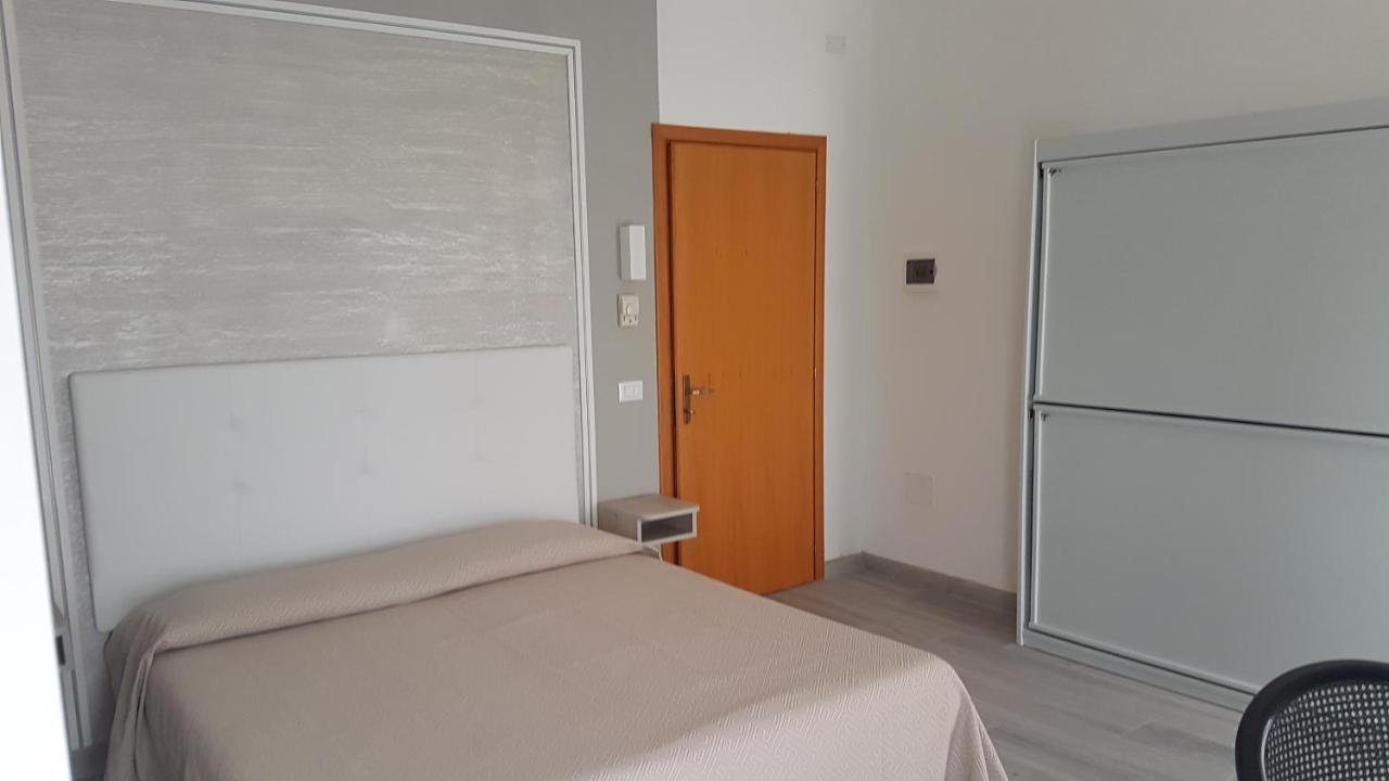 Albergo Paris Sottomarina Εξωτερικό φωτογραφία