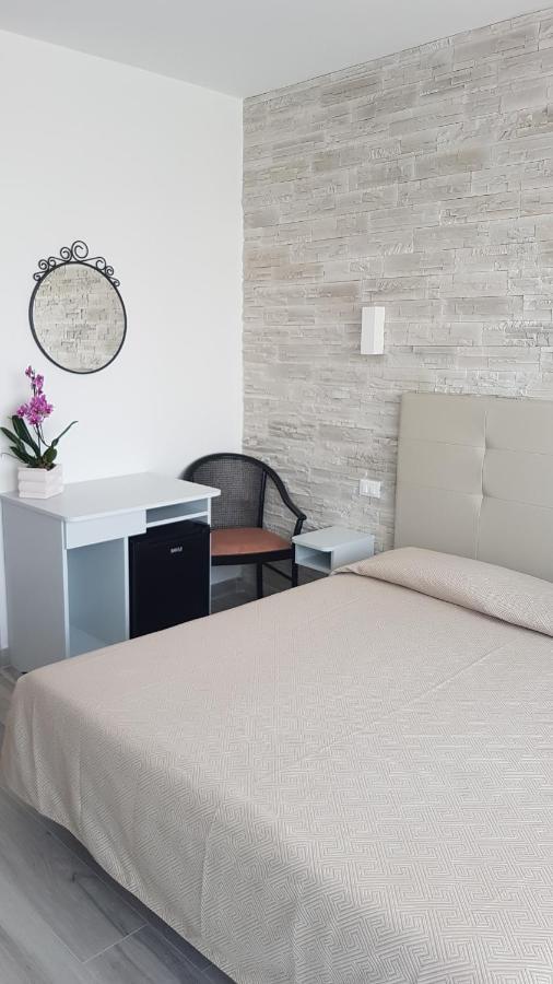 Albergo Paris Sottomarina Εξωτερικό φωτογραφία