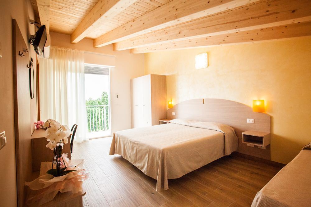 Albergo Paris Sottomarina Εξωτερικό φωτογραφία