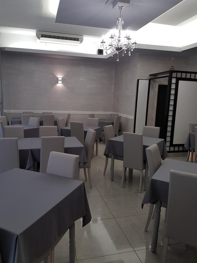 Albergo Paris Sottomarina Εξωτερικό φωτογραφία