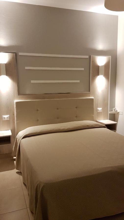 Albergo Paris Sottomarina Εξωτερικό φωτογραφία